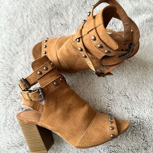 Brown Studded Heeled Strappy Sandal with Buckle Straps